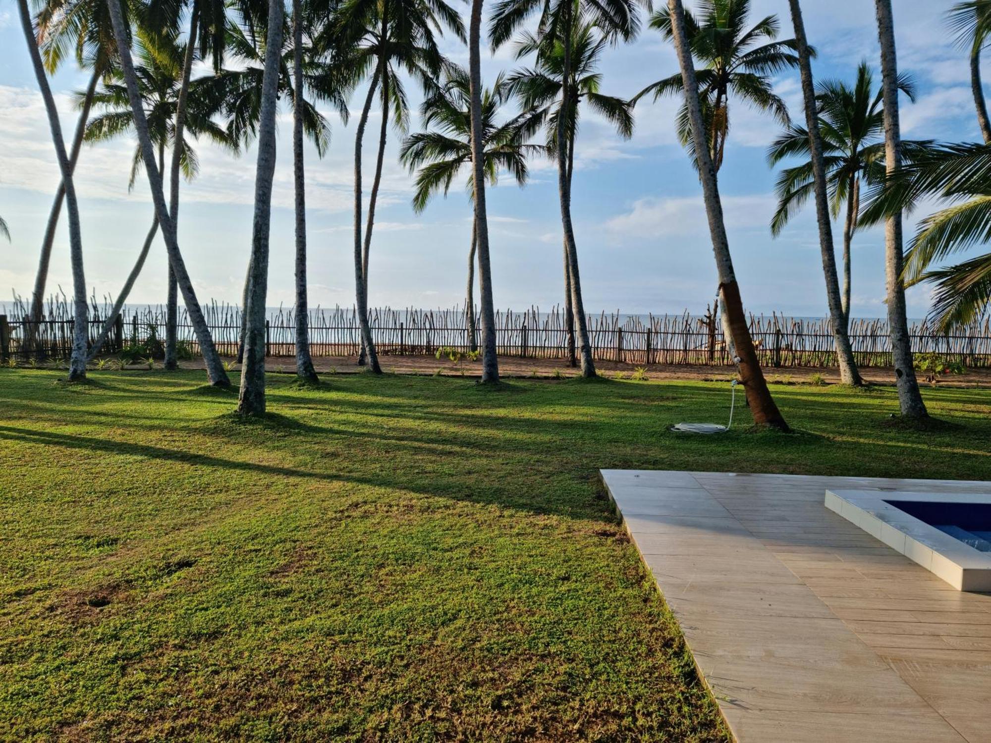 Arhimser Villa-Superb 4 Bedroom Beachfront For 8 In Ranna, Tangalle, Bb, Pool, Free Pick Up For 7 Night Stays Arriving Together, Serviced, Taxes Included Exteriér fotografie